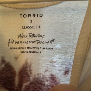 Torrid Cream and Brown Classic Fit Top